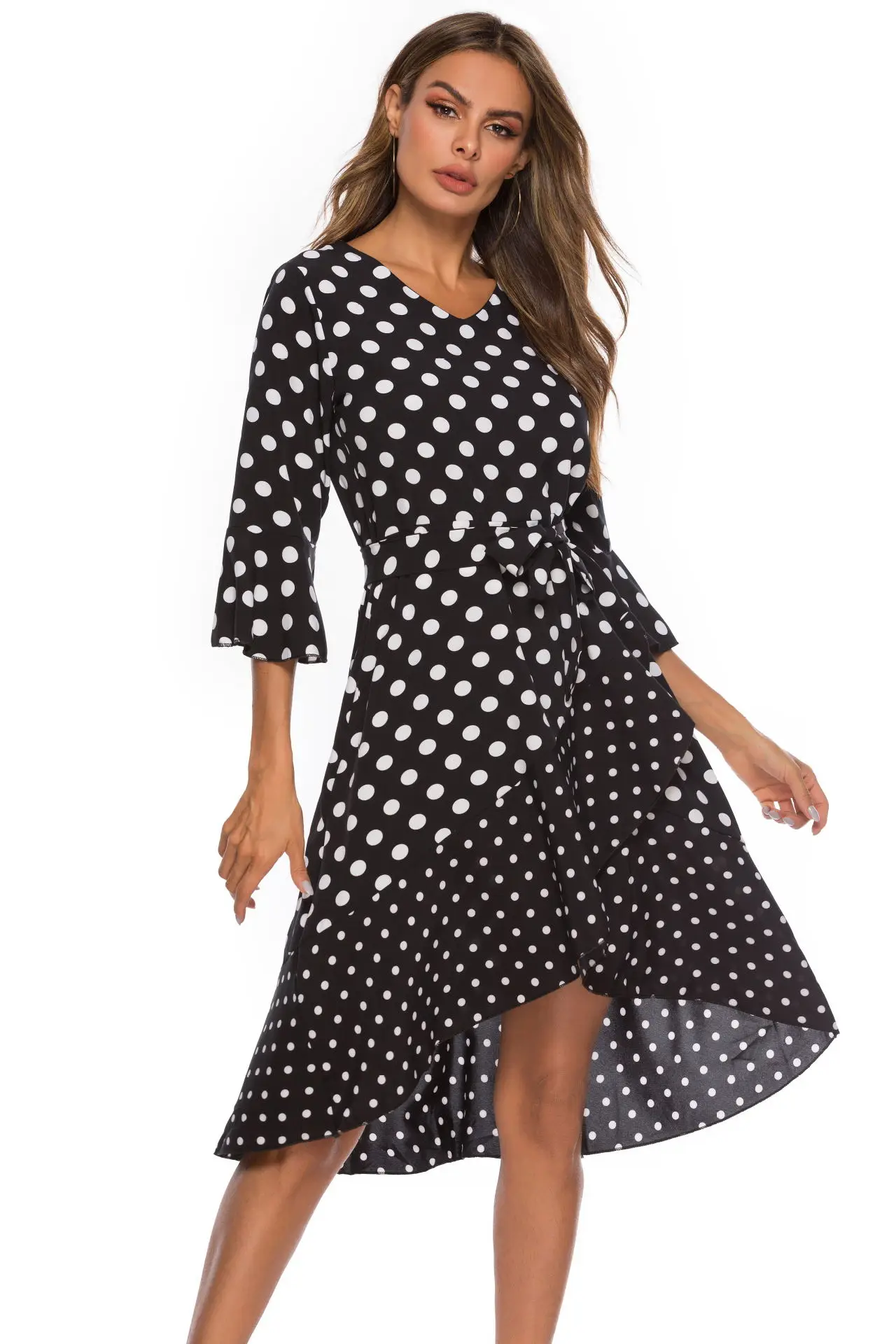 

2019 Spring And Summer Hot Selling Hot Selling Europe And America Dotted Joint Flounced V-neck Dress
