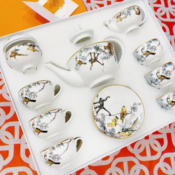 

Luxury Porcelain Coffee Cups Set Fine Bone China Teapot Sugar Jar European Kitchen Drinkware Tiger Set For Tea Home Decor Gifts