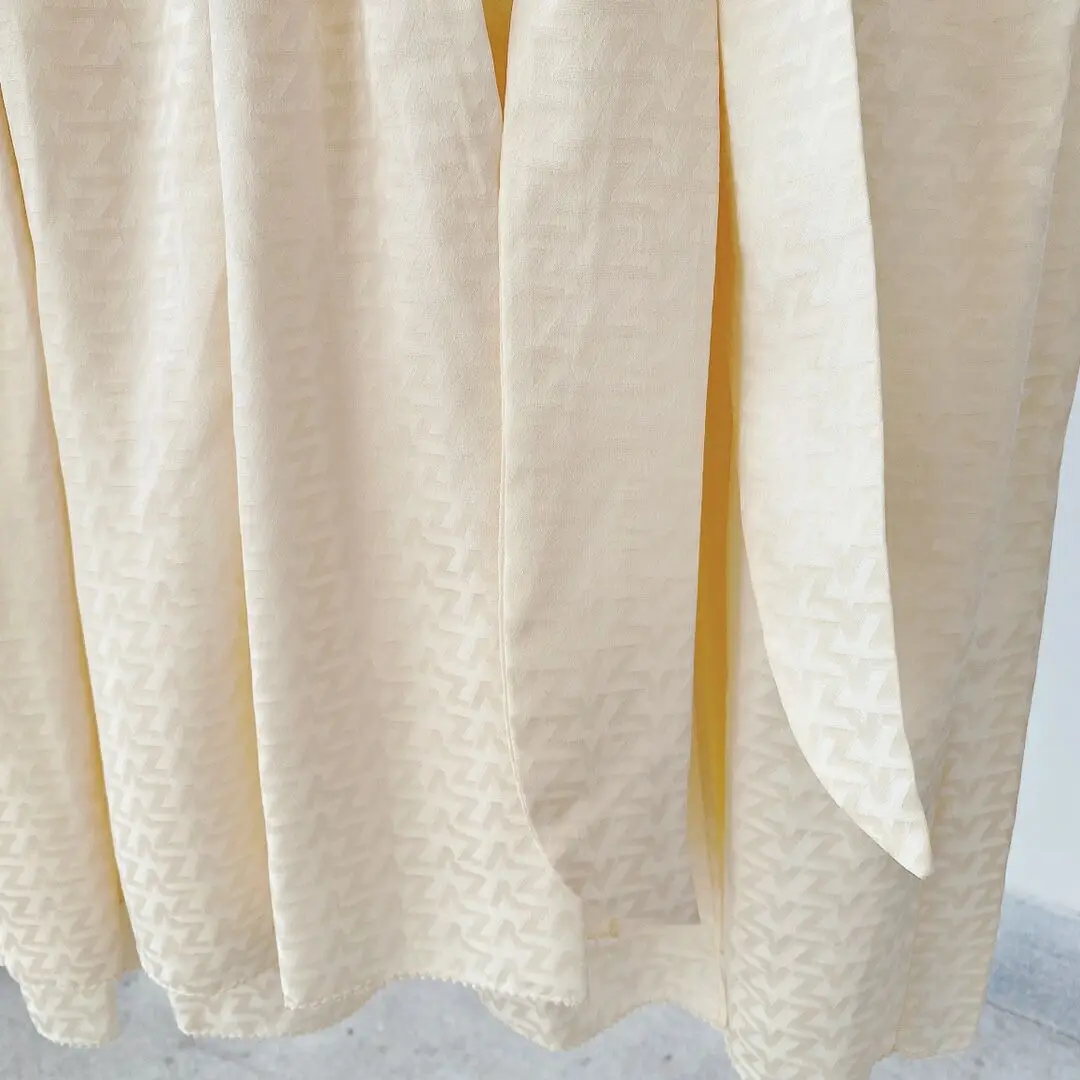 【公式】 半袖と伸縮性のあるウエストバンド付きの短いベージュのシルクミニラップドレス,女性用,ジャカードVネック 注目の -24-7ops.com