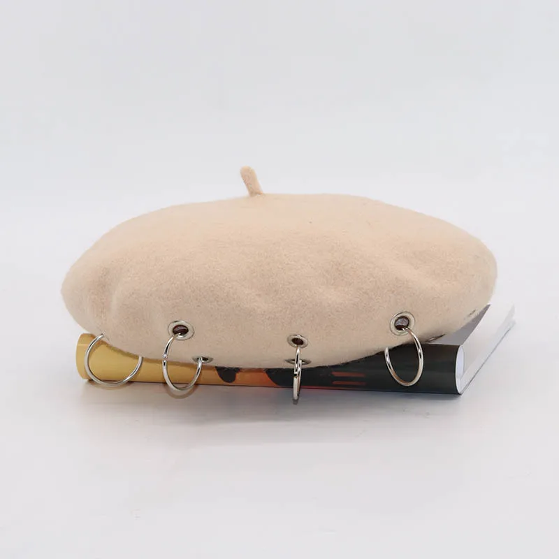beige Новые популярные Женские Английские винтажные шерстяные береты с заклепками, большое кольцо, декоративная шляпа художника, зимняя вязаная женская шапка, корейские шапки унисекс - Цвет: beige