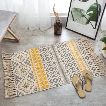 

Retro Bohemian Carpet Hand Woven Cotton Linen Carpet Rug Bedside Rug Geometric Floor Mat Living Room Bedroom Carpet Home Decor