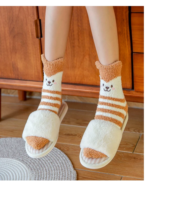 Махровые носки с вышитыми кошачьими хлебными пушистыми ушками; домашние тапочки; женские зимние Утепленные бархатные носки в стиле Харадзюку