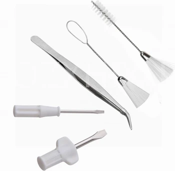 

5 Pieces/Set Sewing Machine Service Kit 2 Different Size Screwdrivers, 2 Sewing Machine Lint Cleaning Brushes and A Tweezer