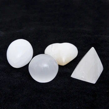 

1pcs Selenite Stones And Minerals Natural Heart pyramid Love Quartz Healing Specimen Decoration