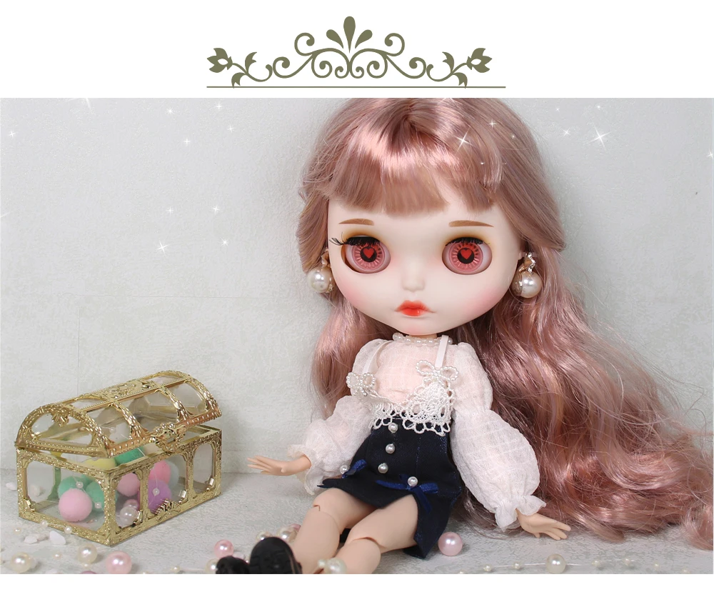 Neo Blythe Doll Elegant Overall Dress with Earrings 1