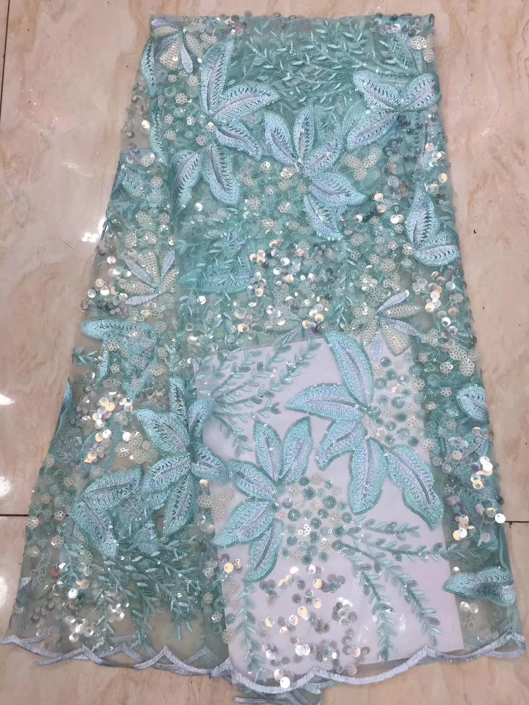 

Latest French Tulle Lace Fabric 2021 High Quality Lace Embroidered African Mesh Lace Fabric Women's Wedding Dress D41391