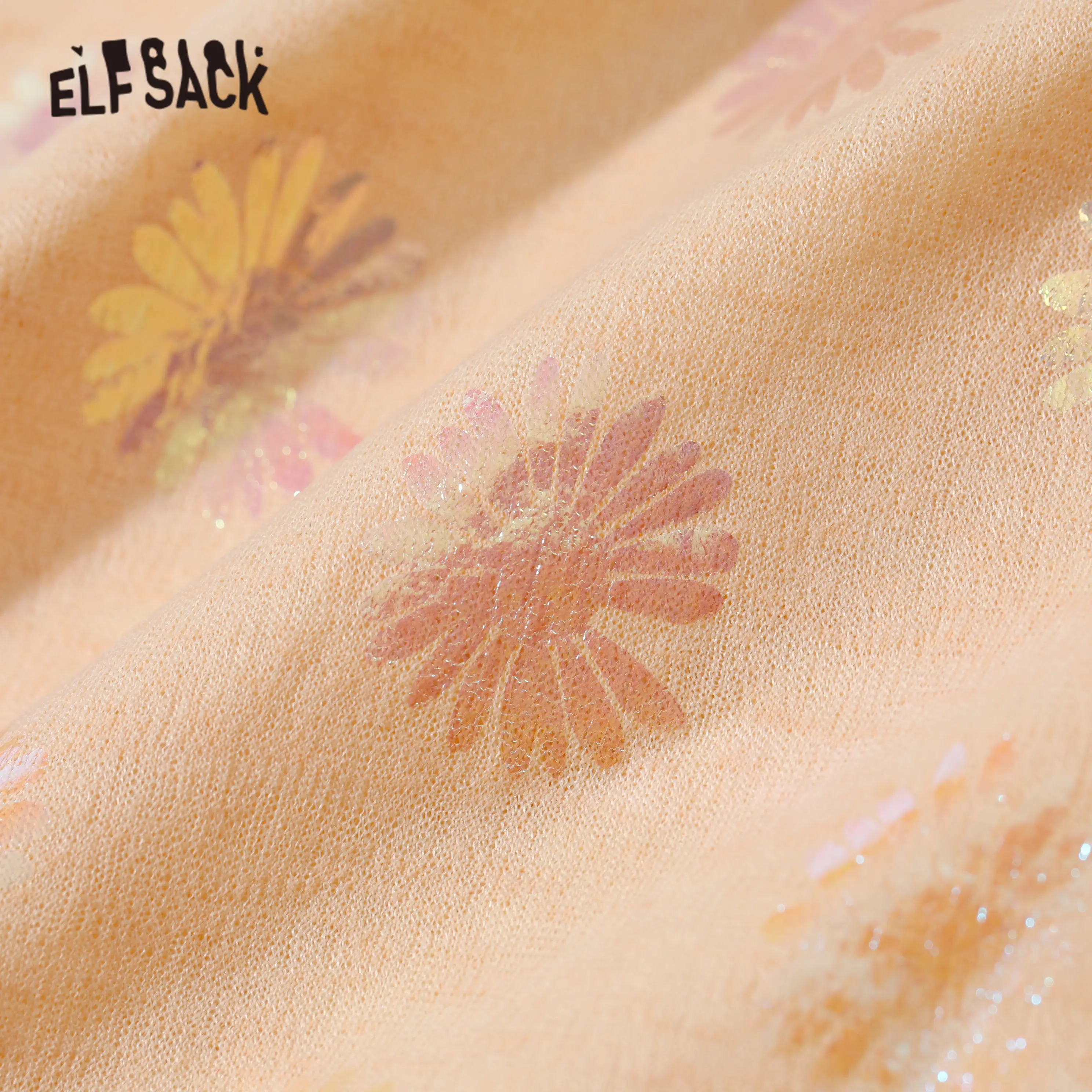 Женская футболка с контрастными блестками ELFSACK розовая зелеными ромашками в
