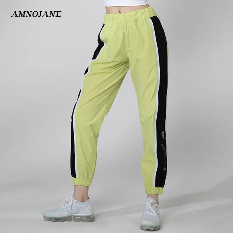 loose leggings with pockets