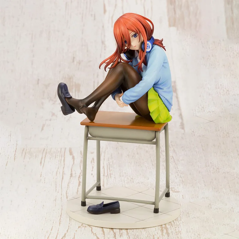 Kotobukiya The Quintessential Quintuplets Miku Nakano PVC Action Figure Anime Figure Model Toys Collection Doll Gift