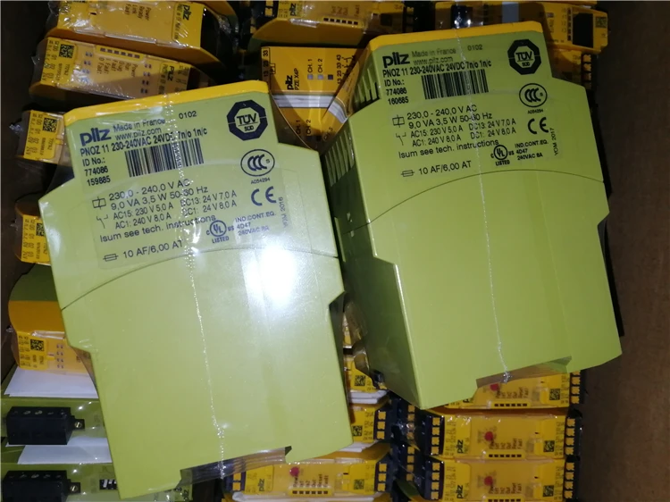 Pilz PNOZ 11 774086, подлинный, фотографии, гарантия один год