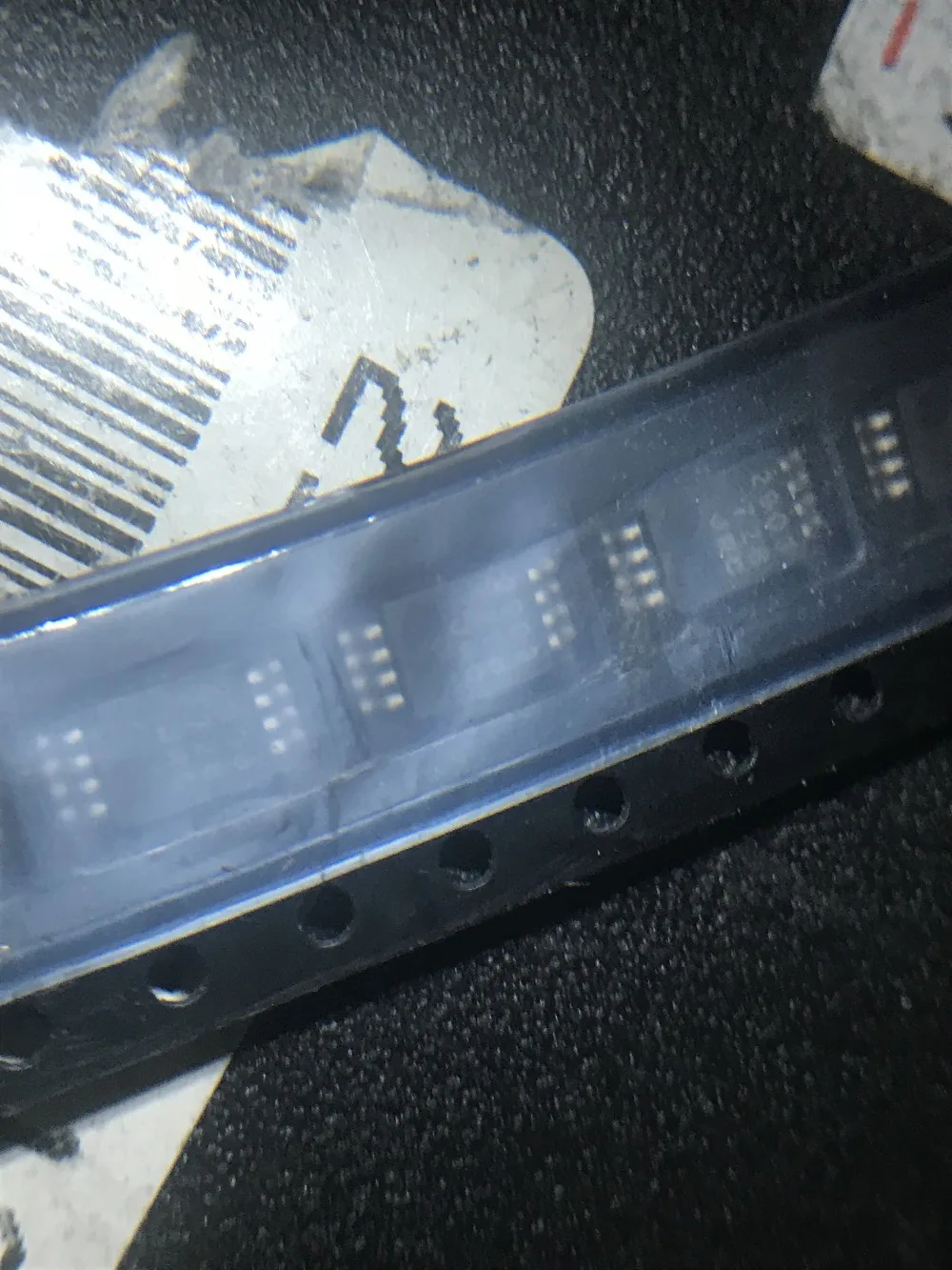 NJM2903