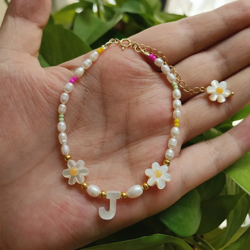 Fashion!  Natural 3-4mm Pearl Yellow Daisy Flowers Mother Pearl letter Shell with 925 gold Girl Lovely Bracelet Jewelry