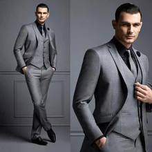 

Tailor Made Classic Fit Notched Lapel Mens Suit One Button Gray Groom Tuxedos Groom Wear Business Formal Jacket Vest Pants