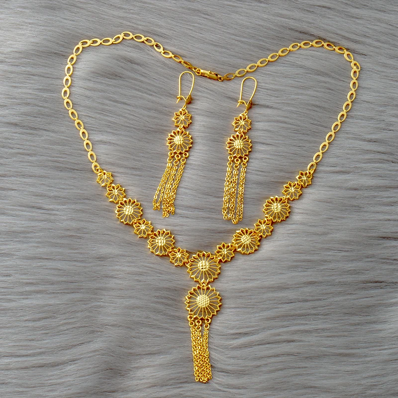 طقم مجوهرات نسائي من دبي ، أقراط على الطراز العربي...