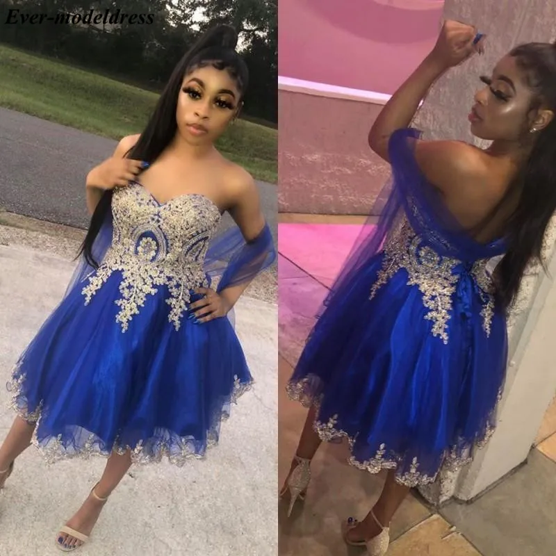 

Royal Blue Short Prom Dresses Knee Length Lace Appliques Sweetheart Corset Back Evening Party Gowns Vestidos De Festa 2020