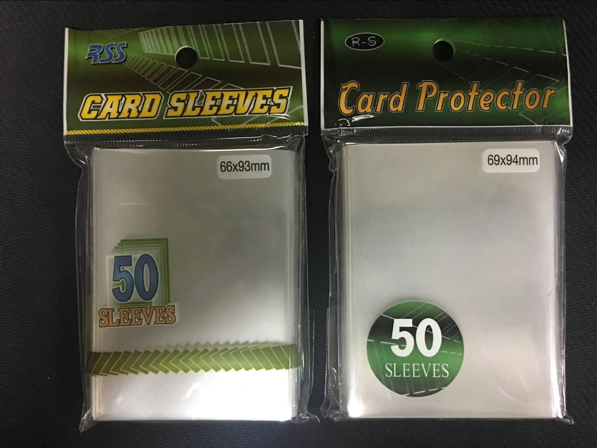 

Yu Gi Oh RS RSS Outer Card Case Cover for Anime Girl / Game King / VG Card Set