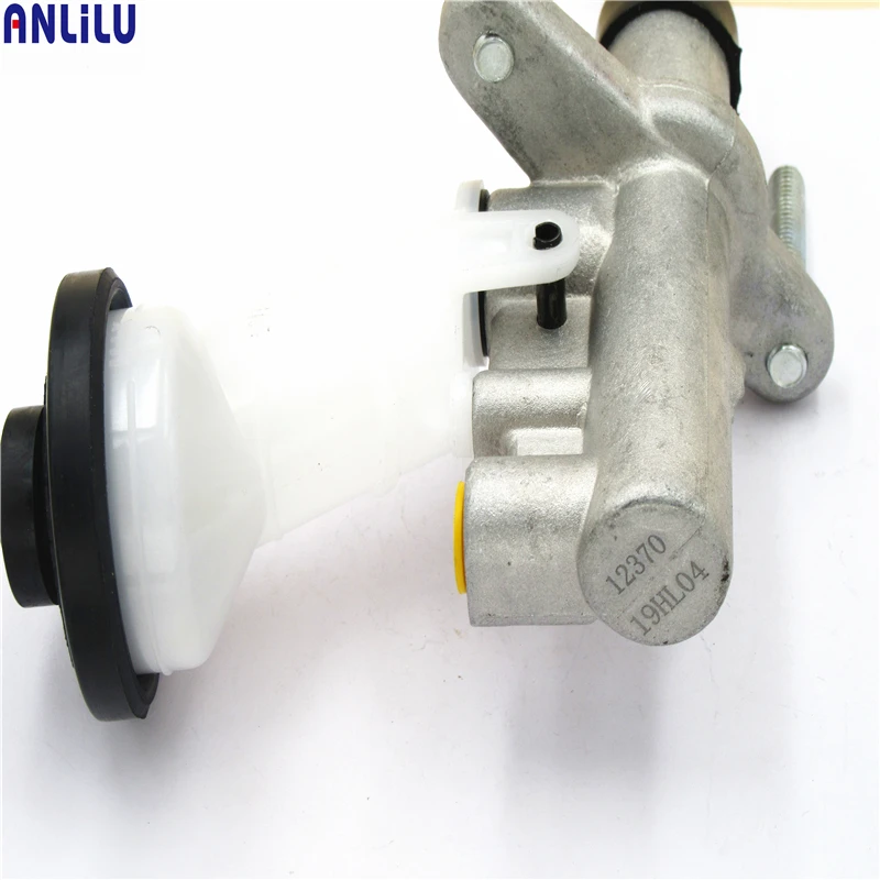 31410-16040 Clutch Master Cylinder Suitable For Toyota Paseo