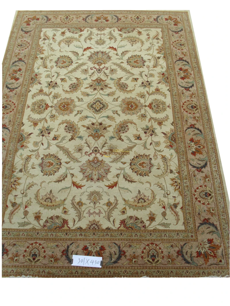 Рисунок 2 - Турецкий большой ковер в винтажном стиле