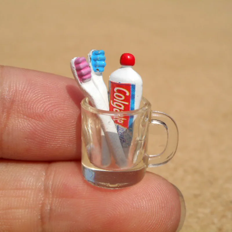 Newin Star Juego de 3 vasos de pasta de dientes para casa de muñecas en miniatura
