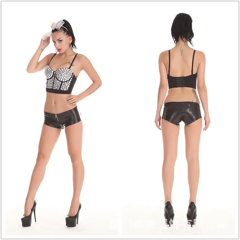 

DS Nightclub Sexy Bra Set Bra Tops Sexy Leather Shorts with Diamond Bra Small Tops Stage Costume