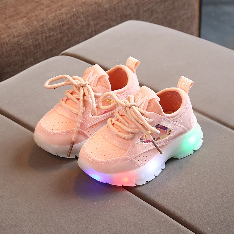 Однотонные Детские кроссовки на шнуровке, модная детская обувь из дышащей сетки, светящаяся обувь для маленьких девочек и мальчиков - Цвет: Pink