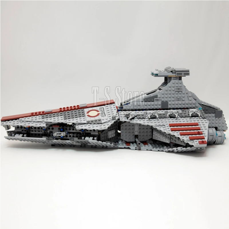 Preise 1200PCS Kompatibel Legoingly 8039 05042 Star War Venator klasse Republik Angriff Cruiser Set Bausteine Ziegel Spielzeug