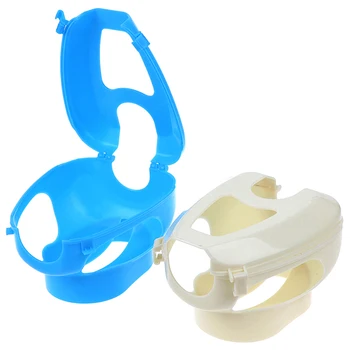 

1PCS Random Plastic Racing Pigeon Holder Easy Bird Fixed Frame Rack Medicine Feeder