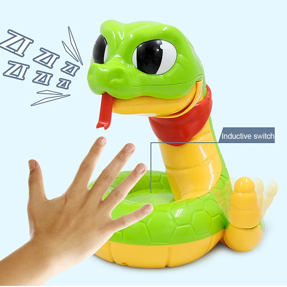Horror stimulation electric scary rattlesnake tricky toy fun desktop