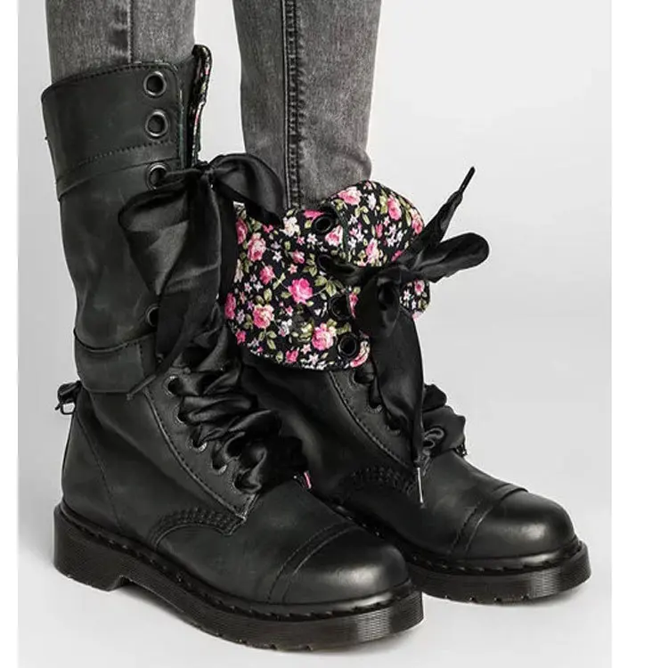 Женские ботинки Винтажные ботинки в стиле ретро с Джейсоном мартинсом женские мотоциклетные ботинки на шнуровке кожаные ботинки до середины икры на шнуровке, большие размеры 35-43 - Цвет: Черный