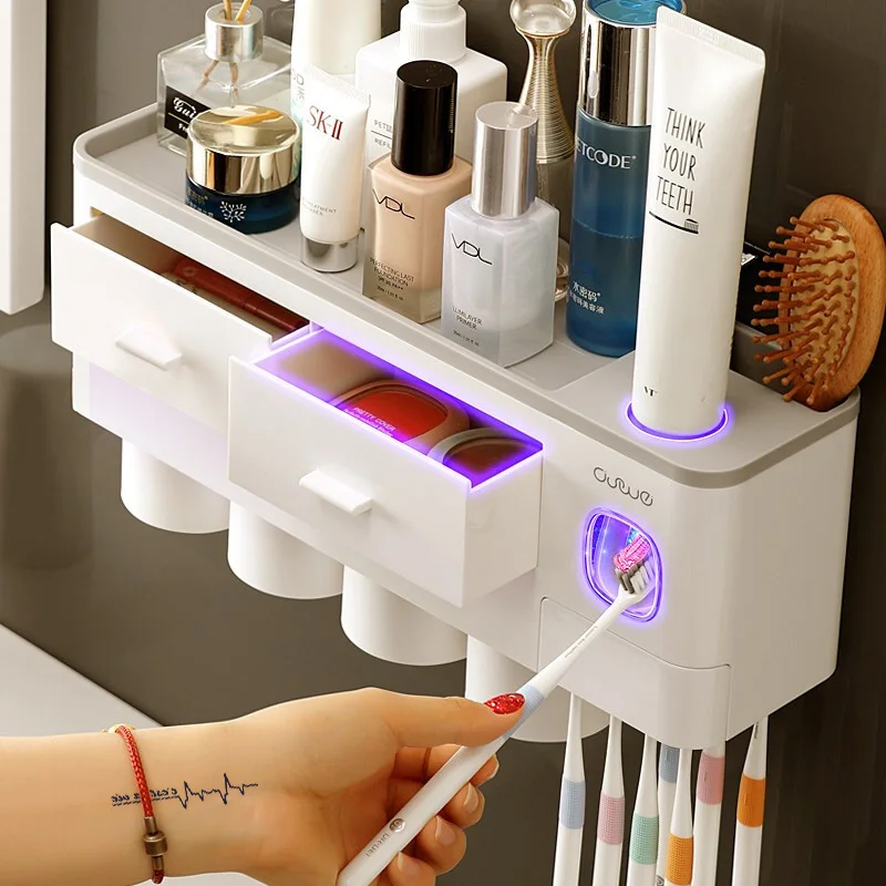Online ONEUP nuevo soporte de cepillo de dientes dispensador automático de pasta de dientes con taza de montaje en la pared de artículos de tocador estante de almacenamiento accesorios de baño conjunto