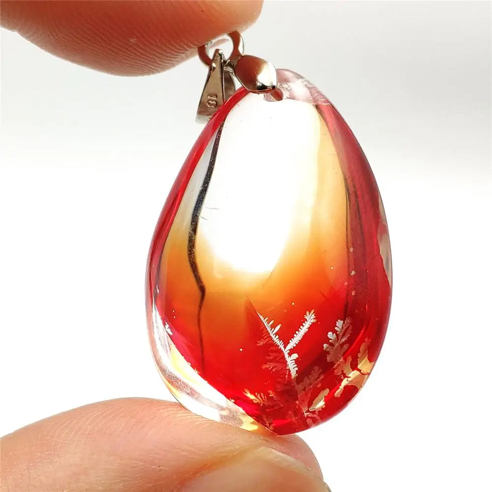 

28x19x14mm Natural Red Limonite Phantom Quartz Crystal Multi-inclusions Tree Leaf Necklace Pendant Women Man Rare Fashion AAAAA