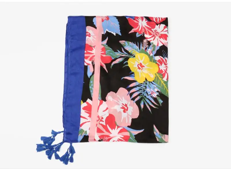 4461514100_590449100