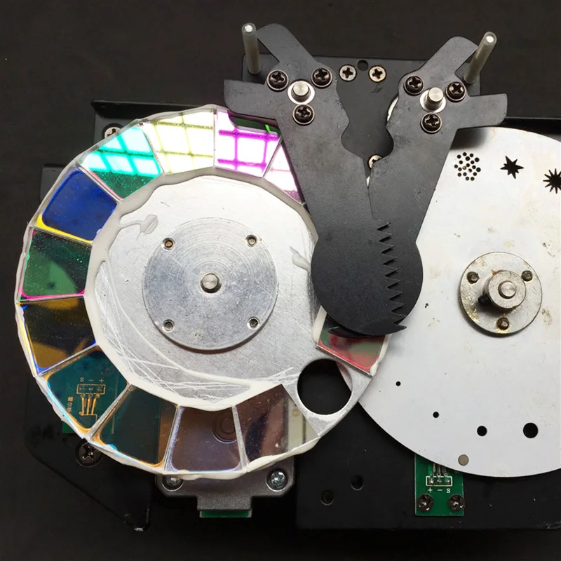 Color wheel gobo wheel