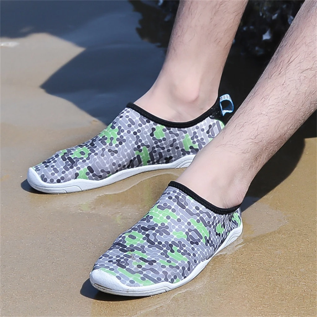 shoes to wear in swimming pool