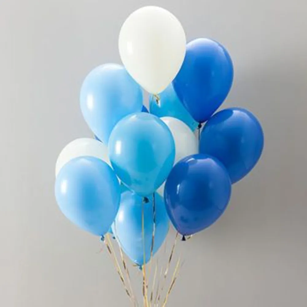 синие шары. синие шары. синий воздушный шарик. шары сине белый. шарики с конфетти голубые и синие.