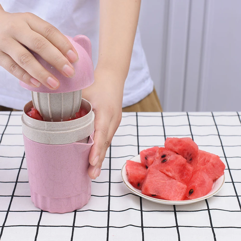 

Manual Juicer Household Fruit Squeezer Portable Hand Juicer For Oranges Lemon Watermelon