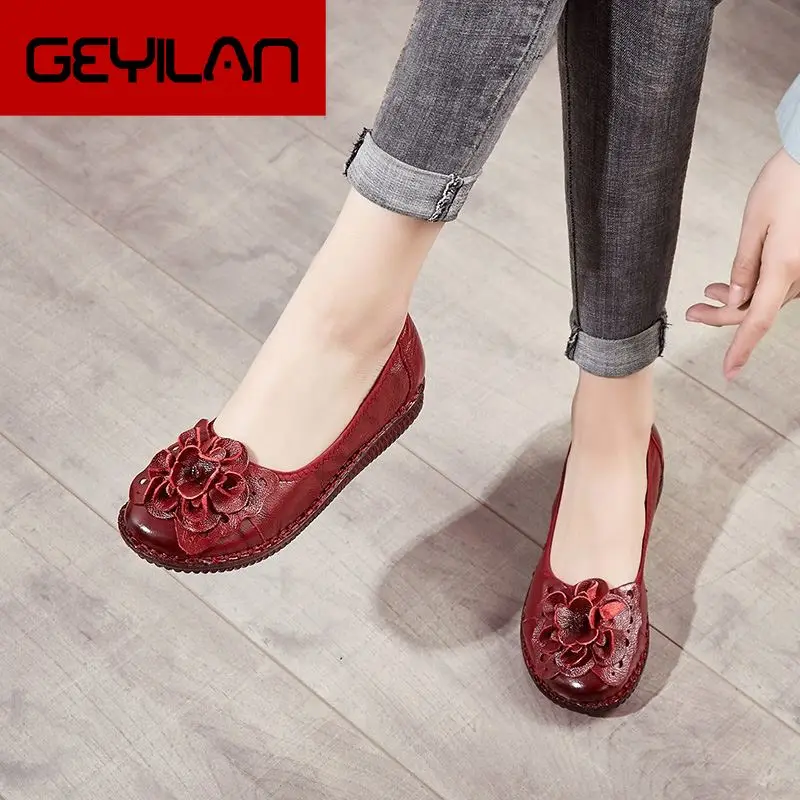 

2020 Spring Handmade Vintage Round Toe Flats Shoes Woman Genuine Leather With Flowers Soft Bottom Slip-On Ladies Loafers