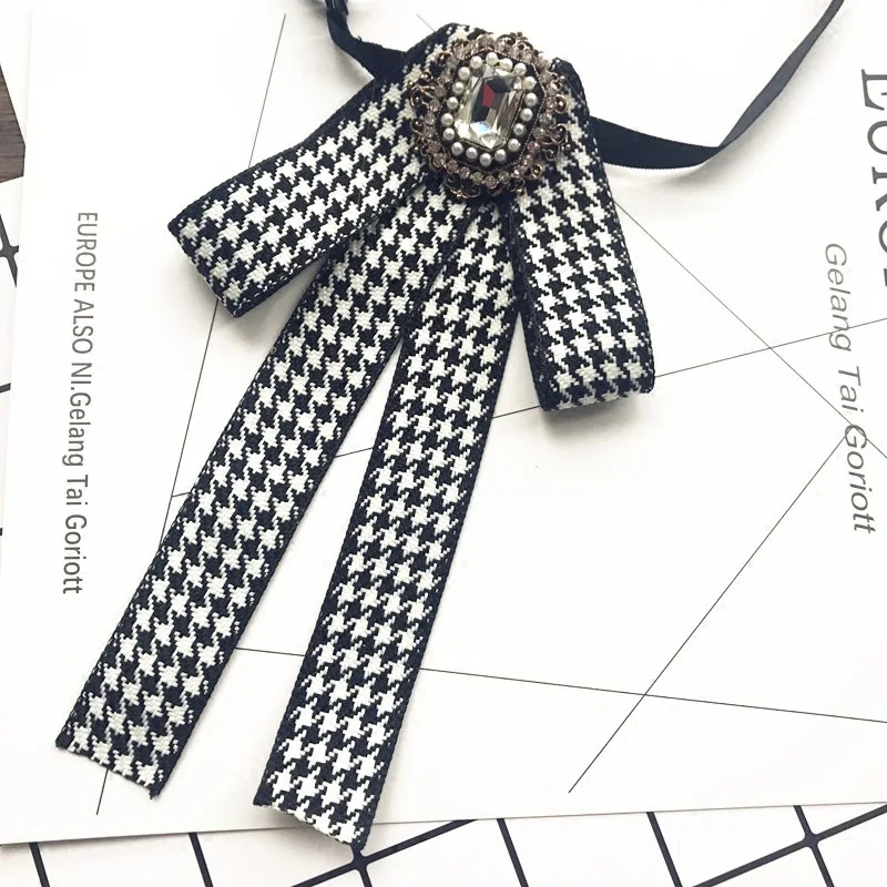 В Корейском стиле; туфли ручной работы в британском стиле ретро, украшенные бантом; профессиональная одежда женская обувь белого и черного цвета с рисунком «гусиные лапки» решетки галстук-бабочка для Для женщин аксессуары