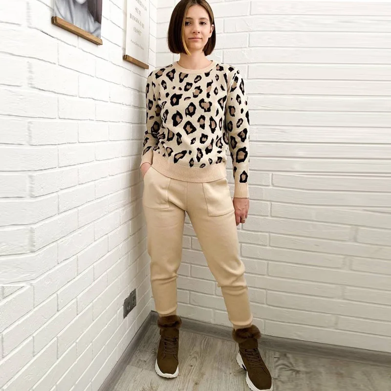

Korean Style Women Sweatsuits Knitted Suits Leopard Long Sleeve O-neck Sweater+Elastic Waist Pants Tracksuit Set