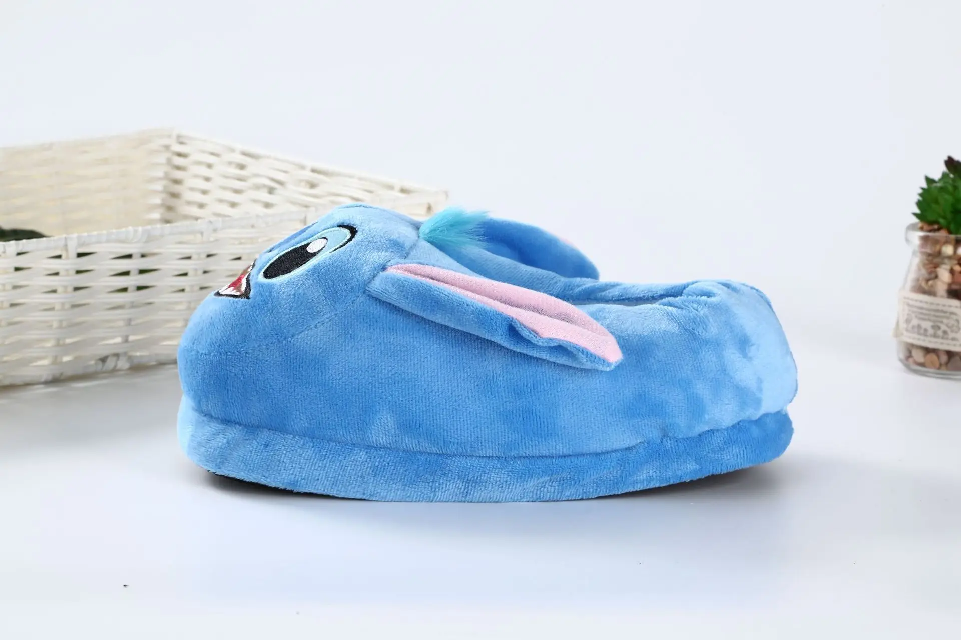 Disney Stitch bawełniane kapcie Baby Home Anime Cartoon zimowe ciepłe buty wewnętrzne pluszowe wypełnione domowe kapcie nowe prezenty urodzinowe