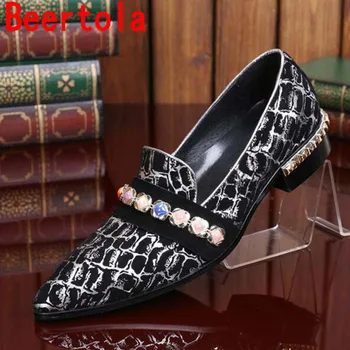 

Newest Leather Men's Dress Shoes Colorful Rivet Chaussure Male Flats Bottom Party Outside Business Shoes Men Mixed Color