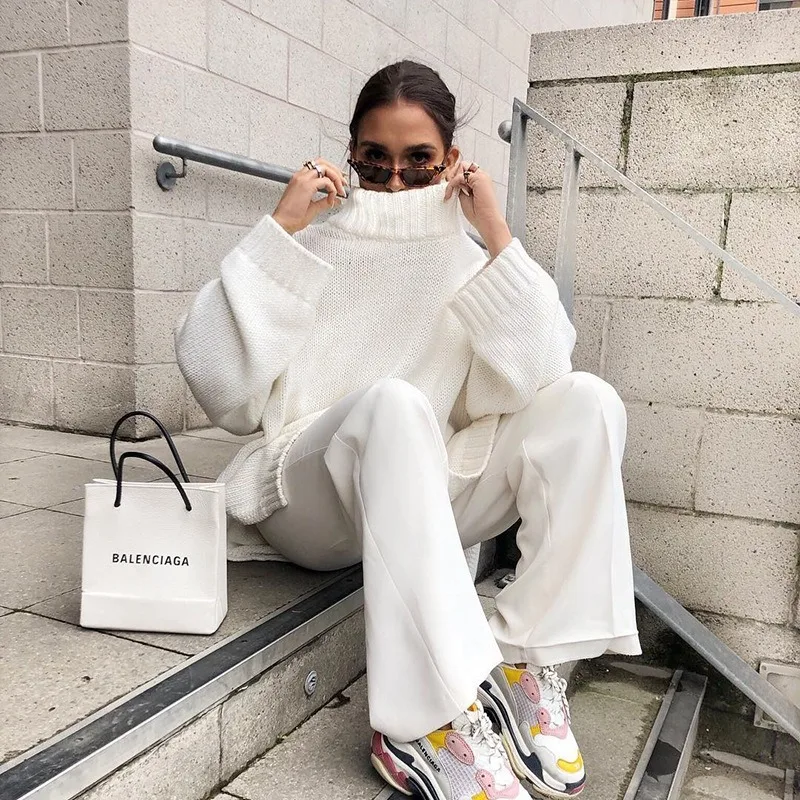 

2020 autumn and winter new Korean version of loose hedging bottoming sweater top long sleeve white sweater women