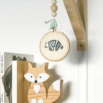

Wooden Fox Ornaments Adornos Para Casa Home Decoration Accessories Wood Home Desk Miniature Craft Work Nordic Baby Room MJ72109