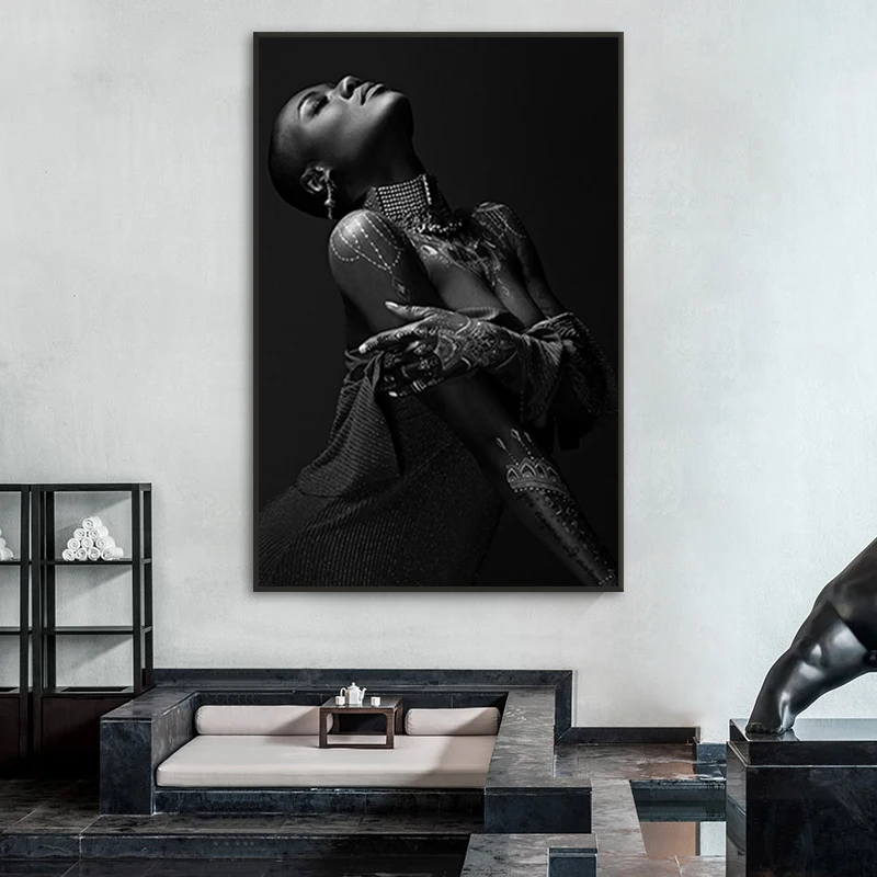 POSING ELEGANT AFRICAN MODEL CANVAS