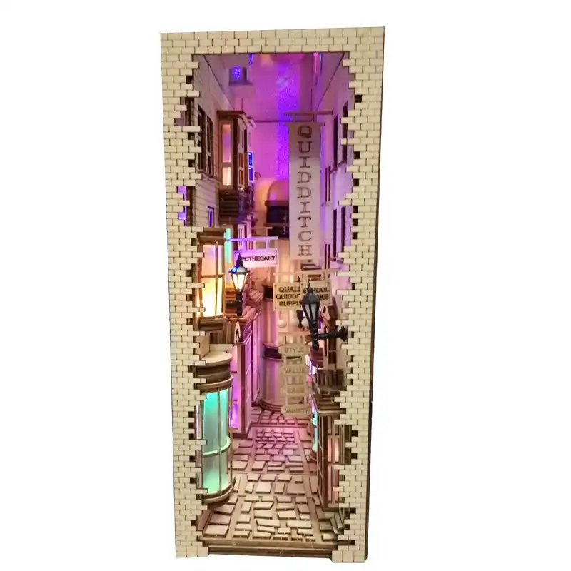 YWZQ Fermalibri Diagon Alley Book Nook Scaffale Inserisci DIY Kit di Montaggio Libreria Legno Decorazione con LED