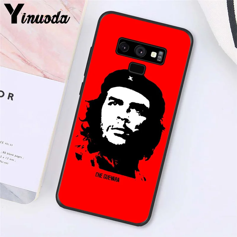 che guevara Smoking Guevara Cigar leader   