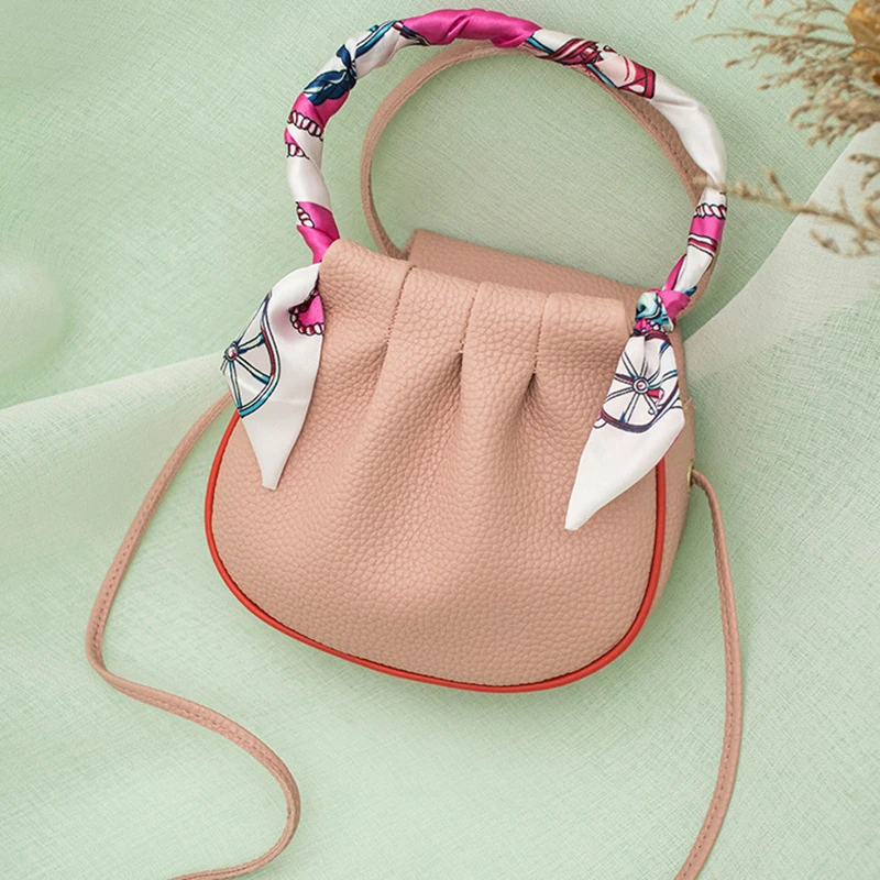 

Designer Bags Famous Brand Women Bags 2019 Silk Scarf Lychee Casual Korean Version of The Trend Single Shoulder Messenger Bag