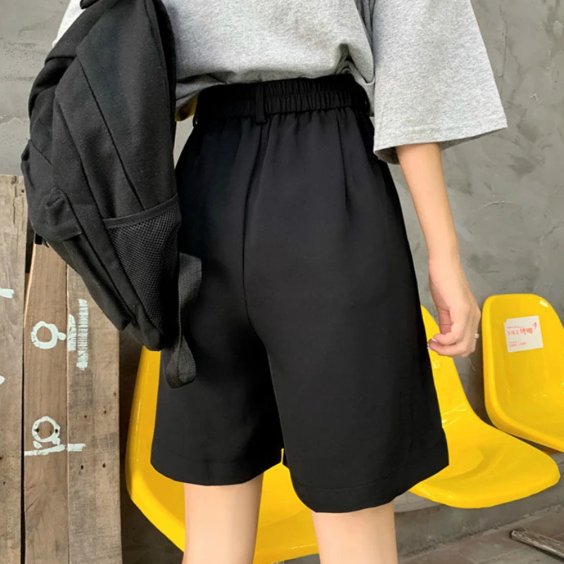Spodenki damskie letnie guziki do kolan czarne szerokie nogawki luźne serwetki koreański styl Casual damskie biuro BF Streetwear moda prosta 4 Spodenki damskie letnie guziki do kolan czarne szerokie nogawki luźne serwetki koreański styl Casual damskie biuro BF Streetwear moda prosta 4