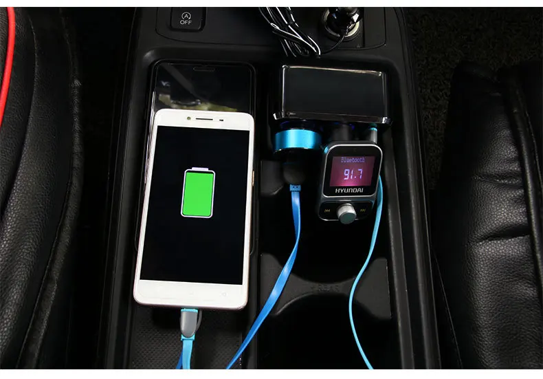 Shunwei два отверстия с USB Автомобильное зарядное устройство один разделен на два прикуривателя один плюс две линии Sw-1929