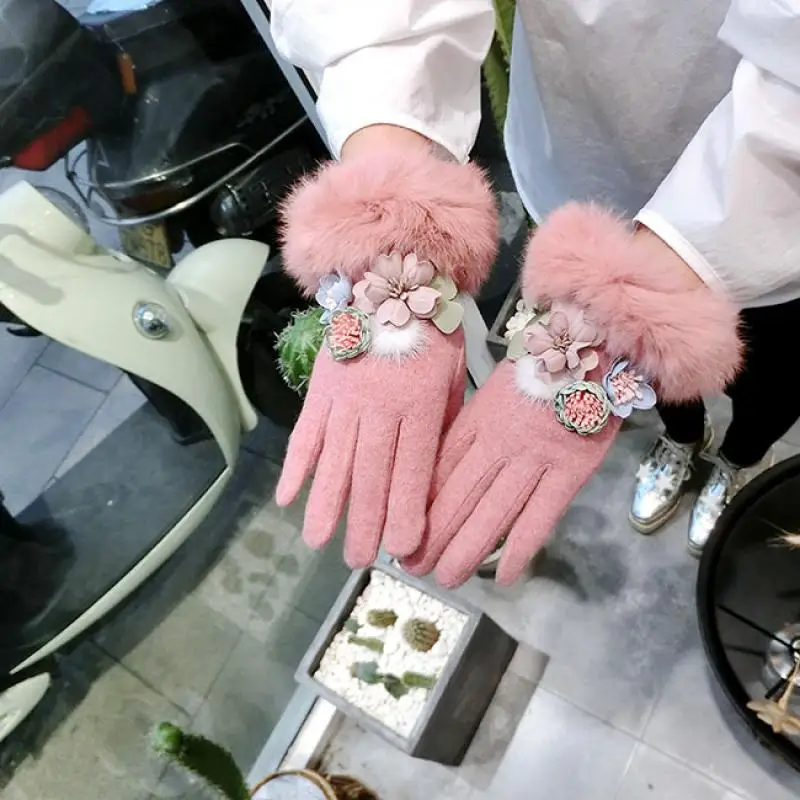 Autumn and Winter Warm Gloves Rabbit Hair Mouth Flowers Mink Fur Ball Wool Gloves Korean Fashion Thickened Finger Women